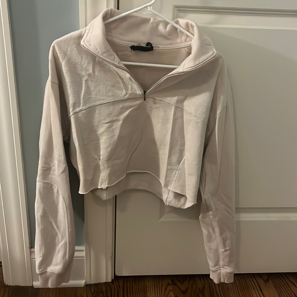 quarter zip crop top